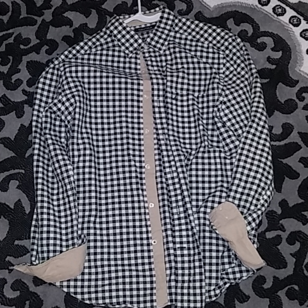 Nautica button down EUC